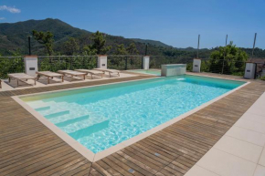 066 - VILLA LETIZIA, Elegante 3 PISCINA e Natura, 10 minuti da MARE e SPIAGGIE Casarza Ligure